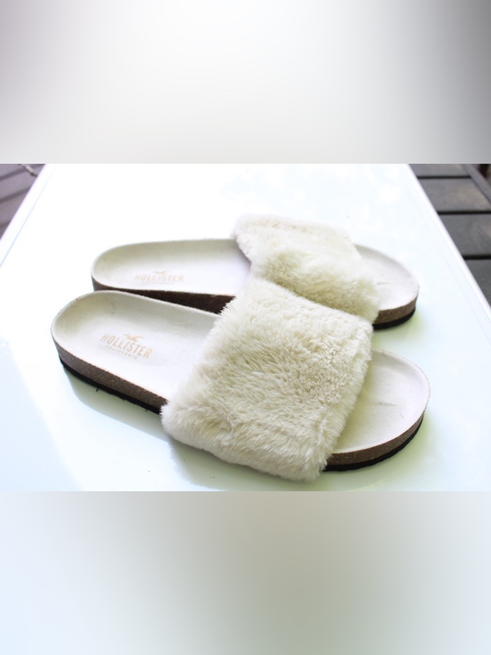 Hollister faux shearling slides